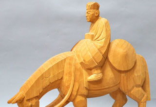 山寺芭蕉記念館　ひとのかたちをつくる